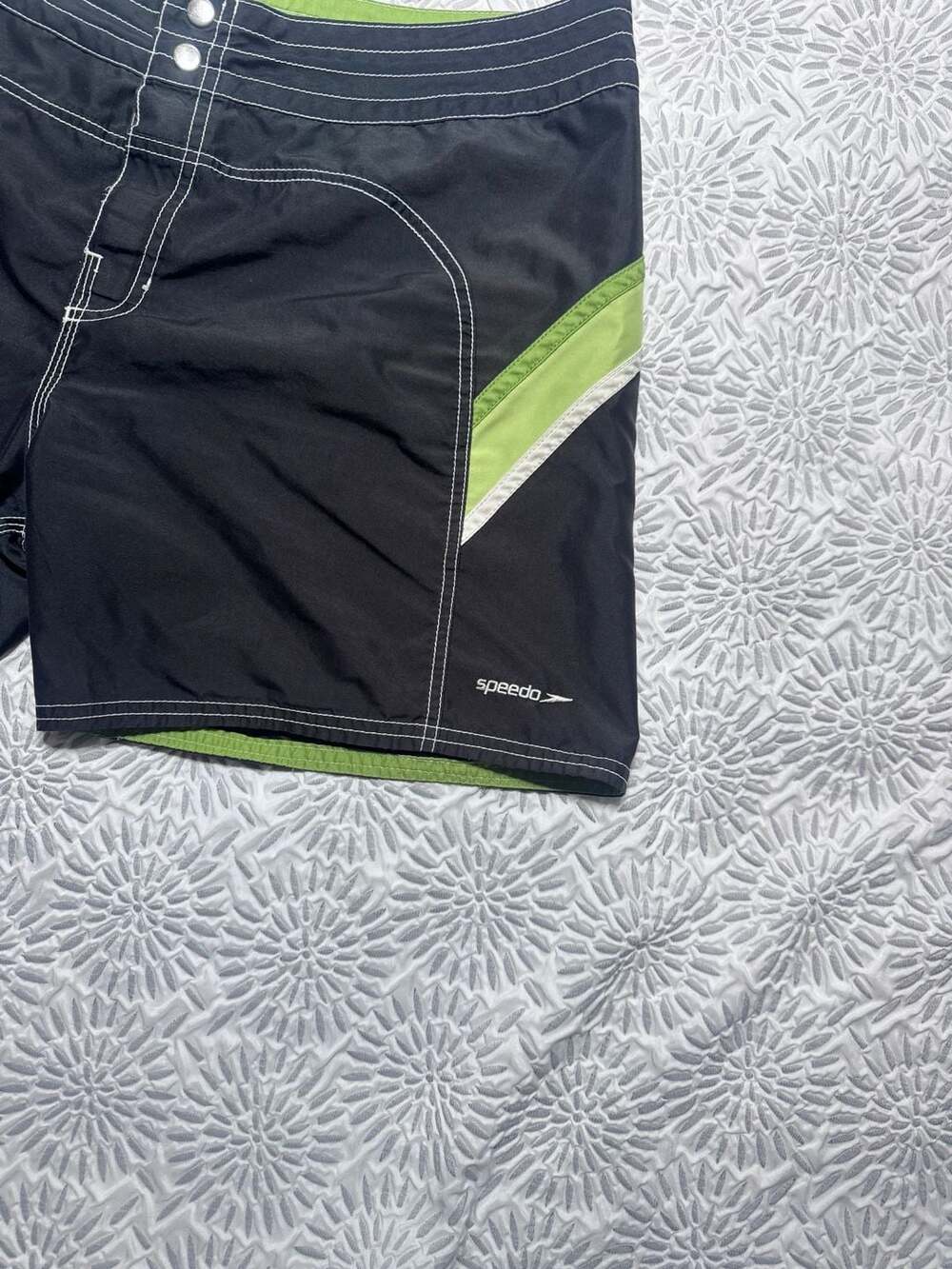 Speedo Men's Board Shorts Swim Trunks Black with Green Accent